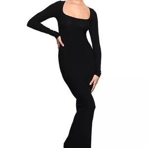 SKIMS NWT Soft Lounge Long Sleeve Dress Black